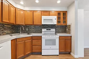 18052 SW Monte Verdi Blvd, Beaverton, OR 97007 - Photo 11