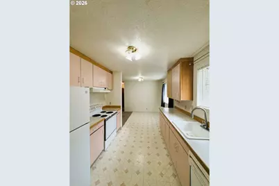 1918 SE Regner Rd, Gresham, OR 97080 - Photo 13