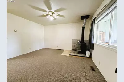 1918 SE Regner Rd, Gresham, OR 97080 - Photo 7