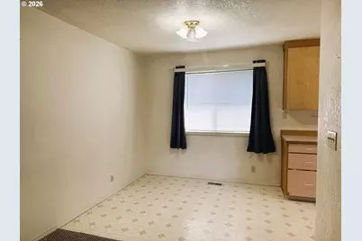 1918 SE Regner Rd, Gresham, OR 97080 - Photo 15