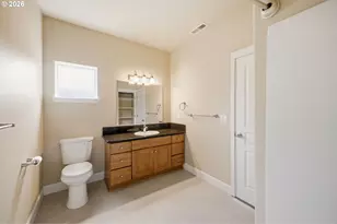 6136 SE Duke St, Portland, OR 97206 - Photo 29