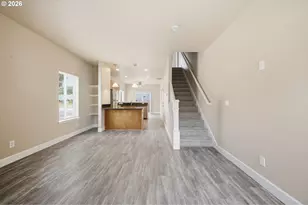 6136 SE Duke St, Portland, OR 97206 - Photo 7