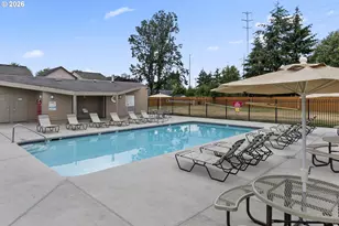 17561 SW Hancock Way, Beaverton, OR 97006 - Photo 45