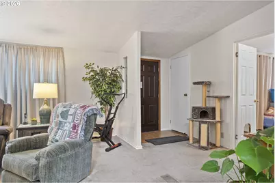 17561 SW Hancock Way, Beaverton, OR 97006 - Photo 37