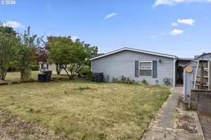 17561 SW Hancock Way, Beaverton, OR 97006 - Photo 9