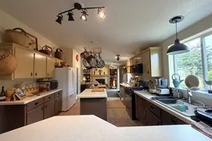 63408 Nathan Dr, Coos Bay, OR 97420 - Photo 9