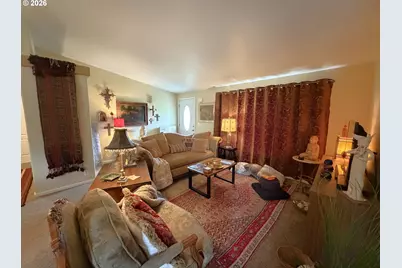 63408 Nathan Dr, Coos Bay, OR 97420 - Photo 5