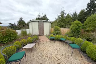 63408 Nathan Dr, Coos Bay, OR 97420 - Photo 27