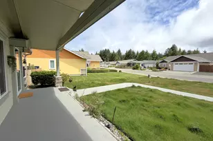 63408 Nathan Dr, Coos Bay, OR 97420 - Photo 3
