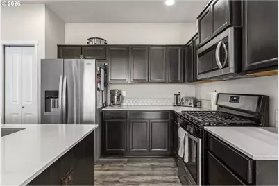 11326 NE 23rd St, Vancouver, WA 98684 - Photo 9