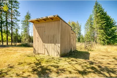 73521 Cedar Dr, Rainier, OR 97048 - Photo 41