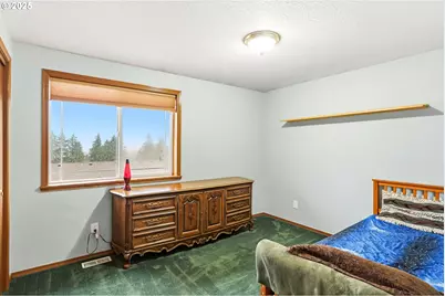 786 NE Edgehill Dr, Estacada, OR 97023 - Photo 17