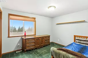 786 NE Edgehill Dr, Estacada, OR 97023 - Photo 17