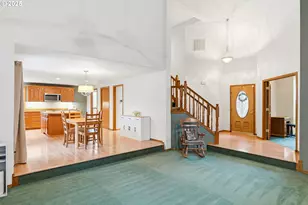 786 NE Edgehill Dr, Estacada, OR 97023 - Photo 9