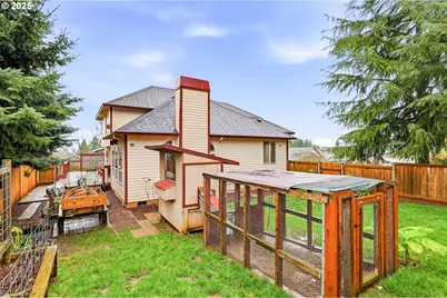 786 NE Edgehill Dr, Estacada, OR 97023 - Photo 27