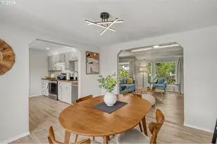 11808 SE Taylor St, Portland, OR 97216 - Photo 13