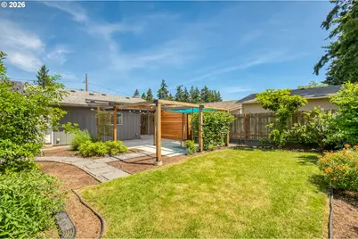 11808 SE Taylor St, Portland, OR 97216 - Photo 31