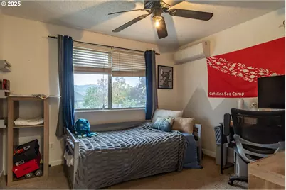 207 NE Spencer Ct, Roseburg, OR 97470 - Photo 27