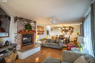 207 NE Spencer Ct, Roseburg, OR 97470 - Photo 5