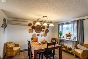 207 NE Spencer Ct, Roseburg, OR 97470 - Photo 11