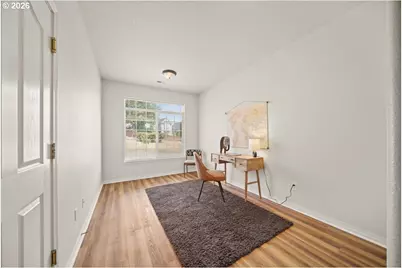 15830 SE Henderson Way, Portland, OR 97236 - Photo 23