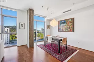 1221 SW 10th Ave, Portland, OR 97205 - Photo 7