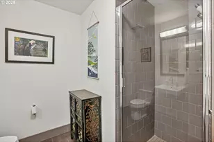 1221 SW 10th Ave, Portland, OR 97205 - Photo 31