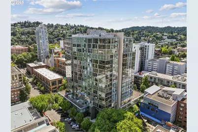 1221 SW 10th Ave #1510, Portland, OR 97205 - Photo 1