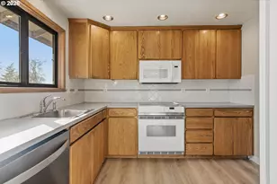 6830 Glen Echo Ave, Gladstone, OR 97027 - Photo 11