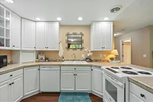 13114 NW 8th Way, Vancouver, WA 98685 - Photo 11