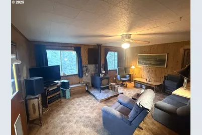 627 Canyon Rd, Lyle, WA 98635 - Photo 7