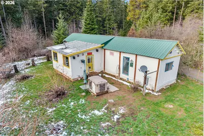 627 Canyon Rd, Lyle, WA 98635 - Photo 1