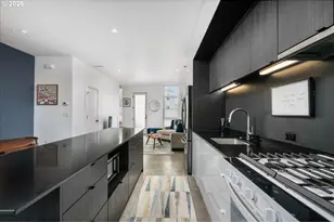 7168 N Vancouver Ave, Portland, OR 97217 - Photo 11