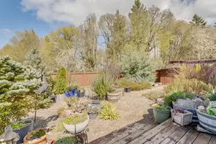 2799 NE Destiny Dr, McMinnville, OR 97128 - Photo 35