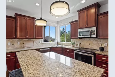 1012 NW Goodwin St, Camas, WA 98607 - Photo 9