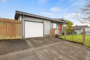 1025 Garfield Ave, Coos Bay, OR 97420 - Photo 5