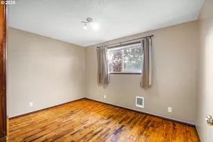 1025 Garfield Ave, Coos Bay, OR 97420 - Photo 19