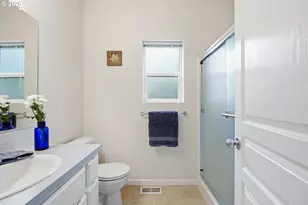 642 S 13th Ave, Cornelius, OR 97113 - Photo 35