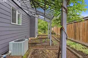 642 S 13th Ave, Cornelius, OR 97113 - Photo 11