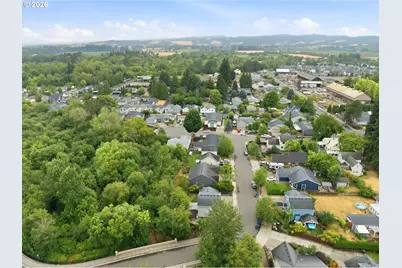 642 S 13th Ave, Cornelius, OR 97113 - Photo 9