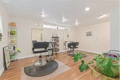 1492 Pearl St, Eugene, OR 97401 - Photo 21