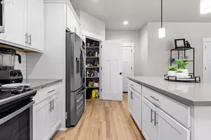 1066 NE Regan Hill Loop, Estacada, OR 97023 - Photo 19