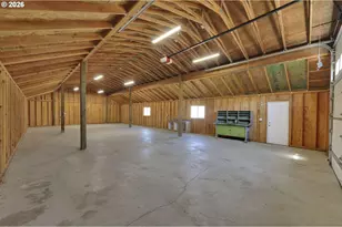 38500 McKenzie Hwy, Springfield, OR 97478 - Photo 33