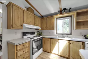 38500 McKenzie Hwy, Springfield, OR 97478 - Photo 13
