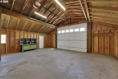 38500 McKenzie Hwy, Springfield, OR 97478 - Photo 31