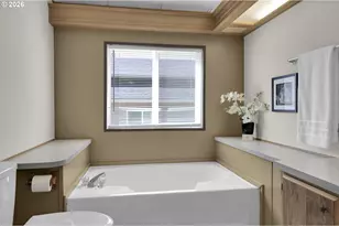 38500 McKenzie Hwy, Springfield, OR 97478 - Photo 21