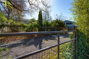 2525 Friendly St, Eugene, OR 97405 - Photo 43