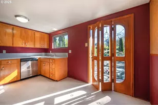 2525 Friendly St, Eugene, OR 97405 - Photo 9