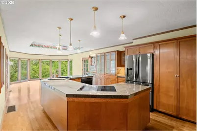 17300 SE Oatfield Rd, Milwaukie, OR 97267 - Photo 7