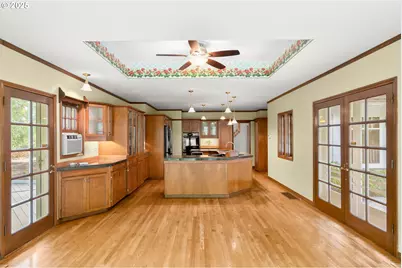 17300 SE Oatfield Rd, Milwaukie, OR 97267 - Photo 11